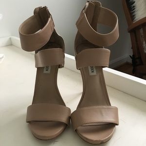 Steve Madden Nude Strappy Heels